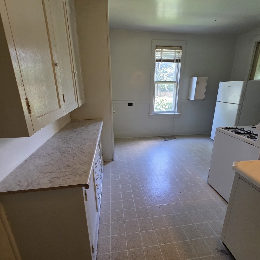 1712 W 7th Street Property Photo 10