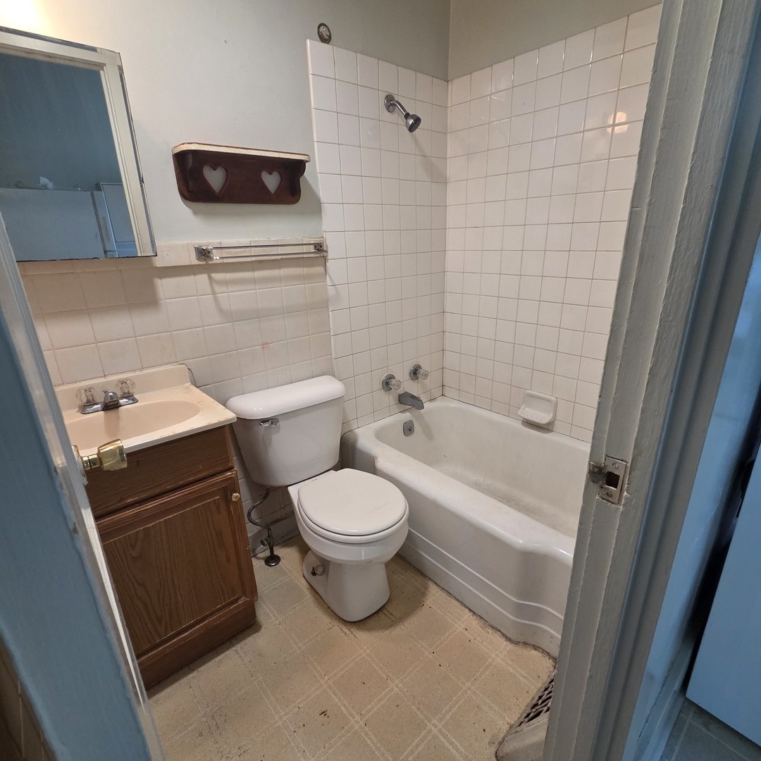 1712 W 7th Street Property Photo 12
