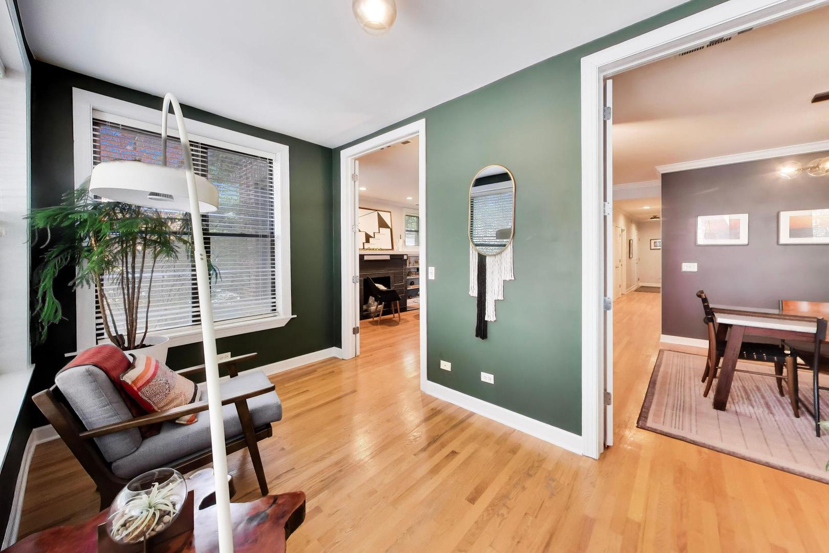 747 W Cornelia Avenue N1 Property Photo 15