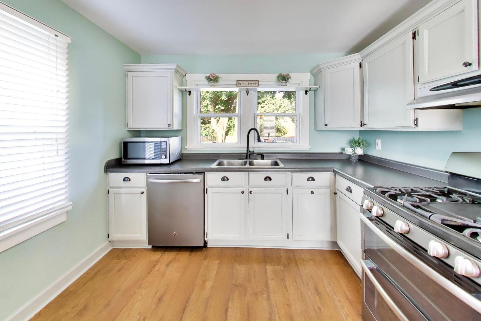 402 Park Street Property Photo 16
