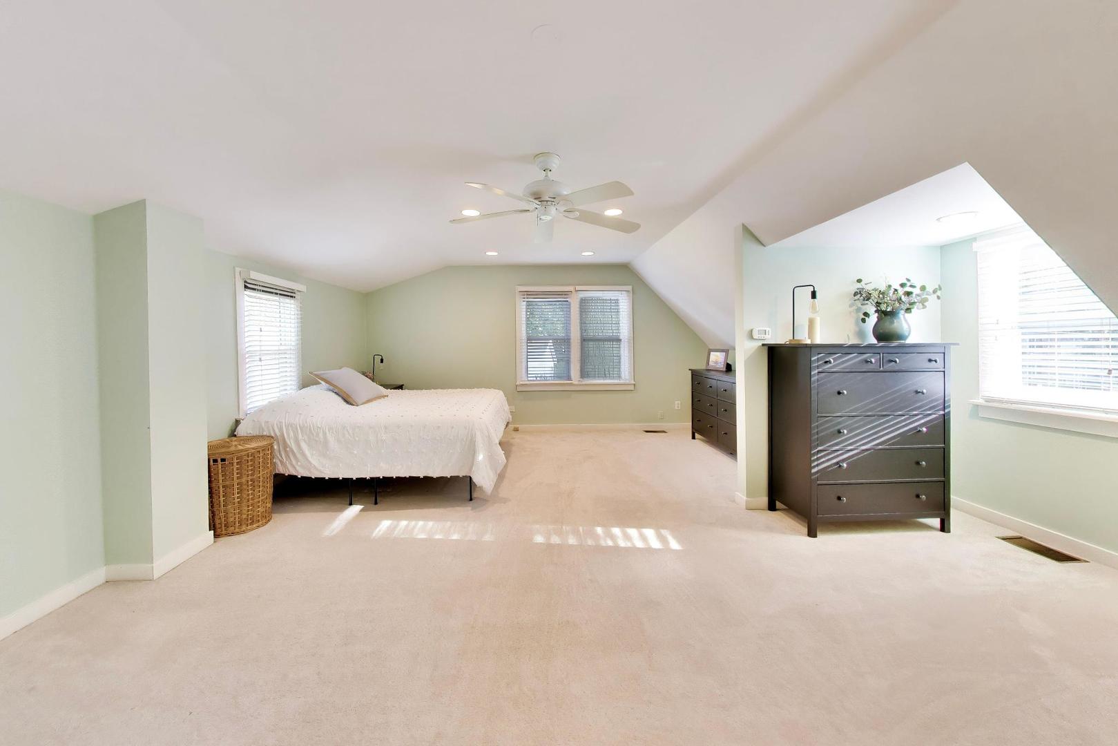 402 Park Street Property Photo 22