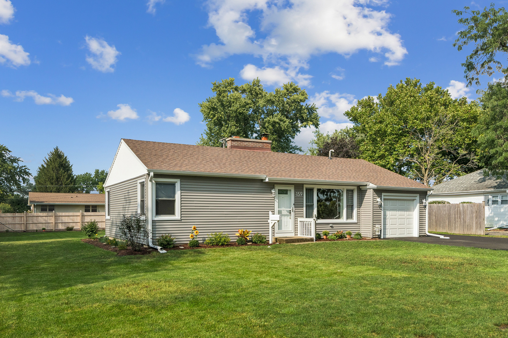 159 Oakview Drive Property Photo 2