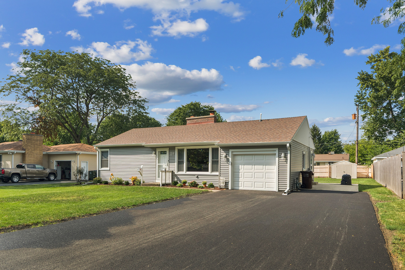 159 Oakview Drive Property Photo 3