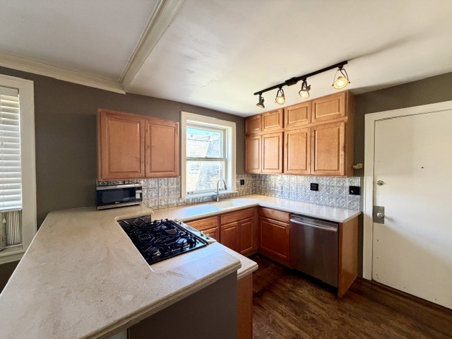 1216 Central Street 3w Property Photo 2