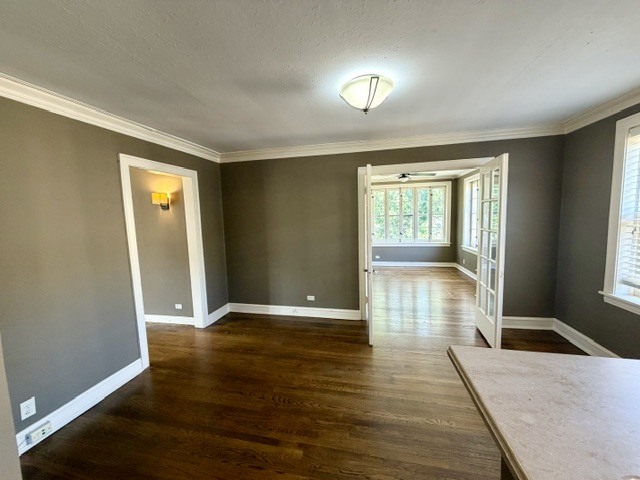 1216 Central Street 3w Property Photo 6