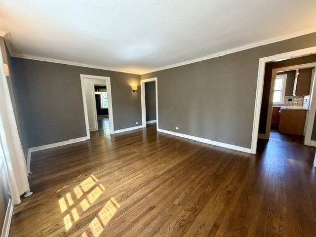 1216 Central Street 3w Property Photo 10