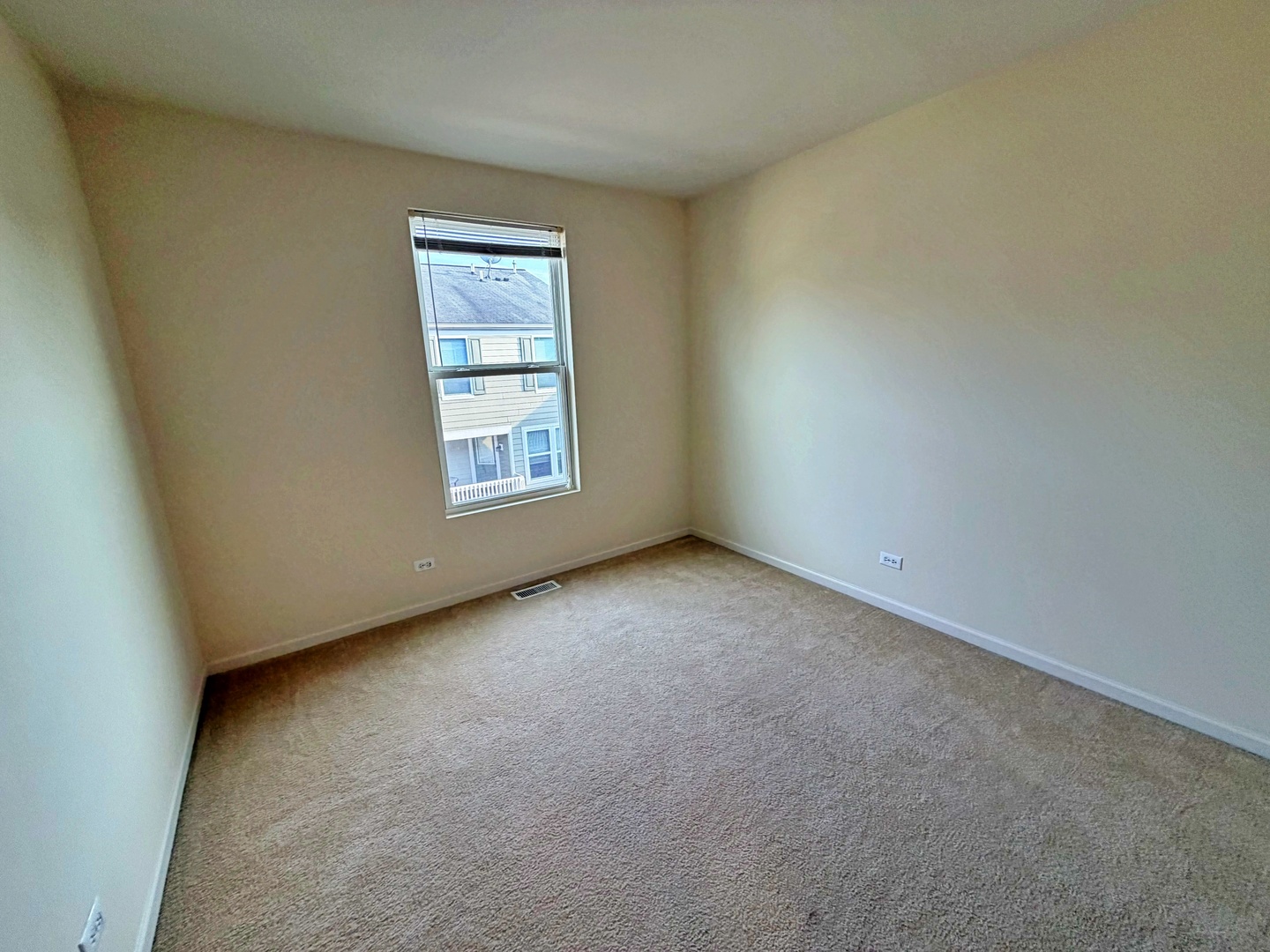 2438 Anna Way Property Photo 13