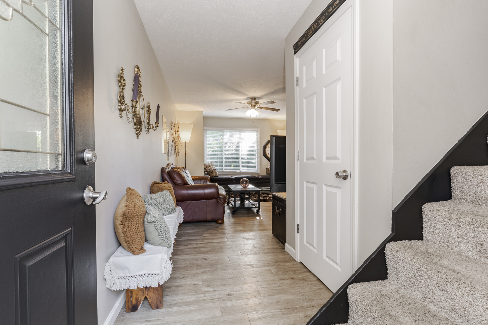 1713 King Drive B Property Photo 4