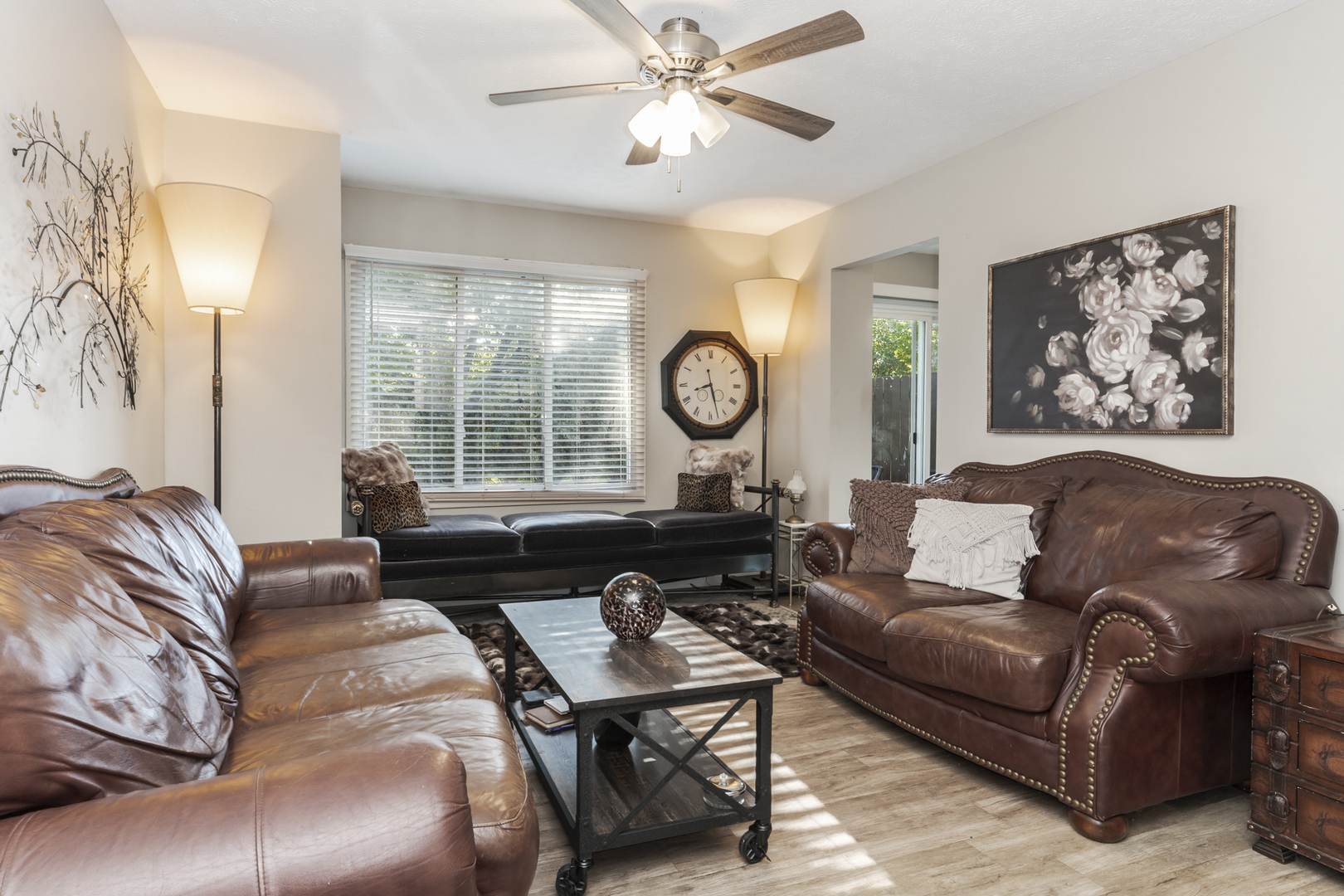 1713 King Drive B Property Photo 6