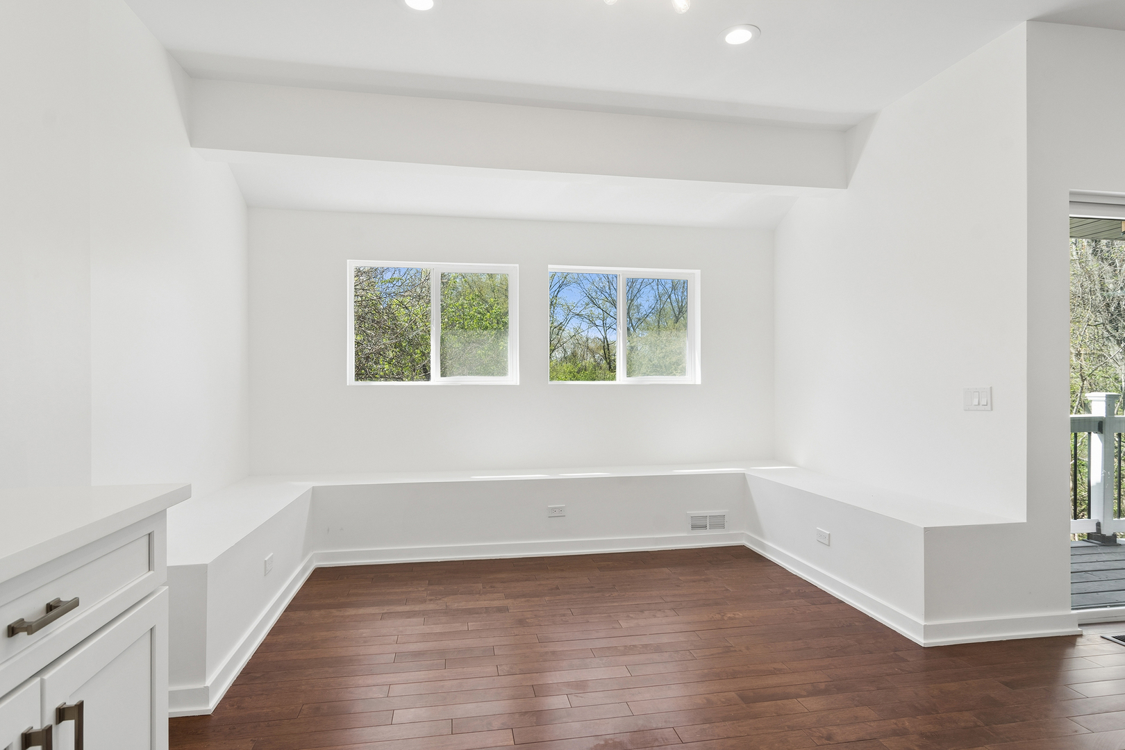 6739 Lakeridge Drive Property Photo 14