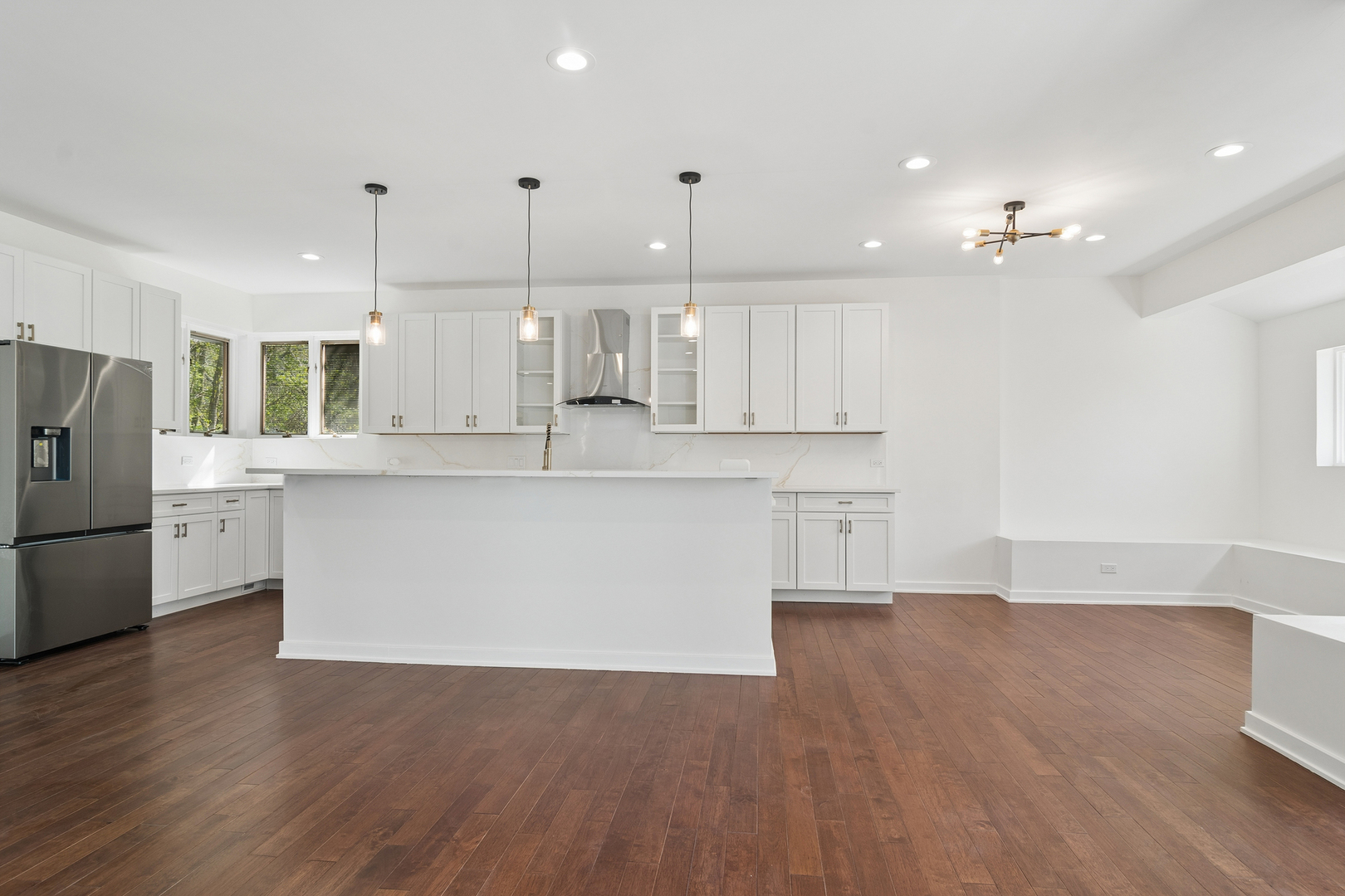 6739 Lakeridge Drive Property Photo 15