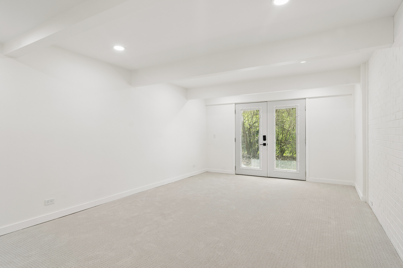 6739 Lakeridge Drive Property Photo 33