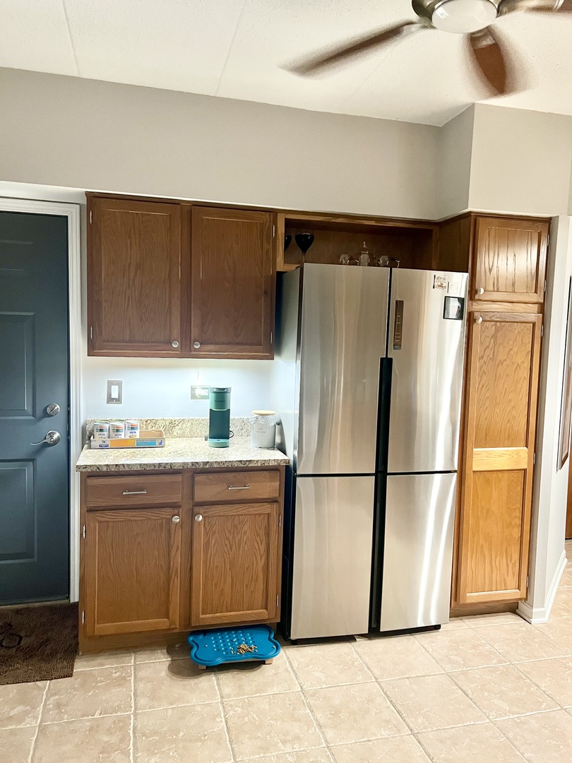 9410 S 77th Court 2e Property Photo 12