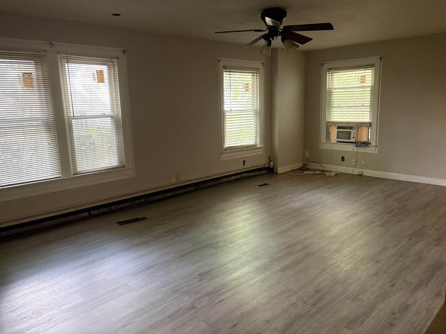 417 N Johnson Avenue Property Photo 6