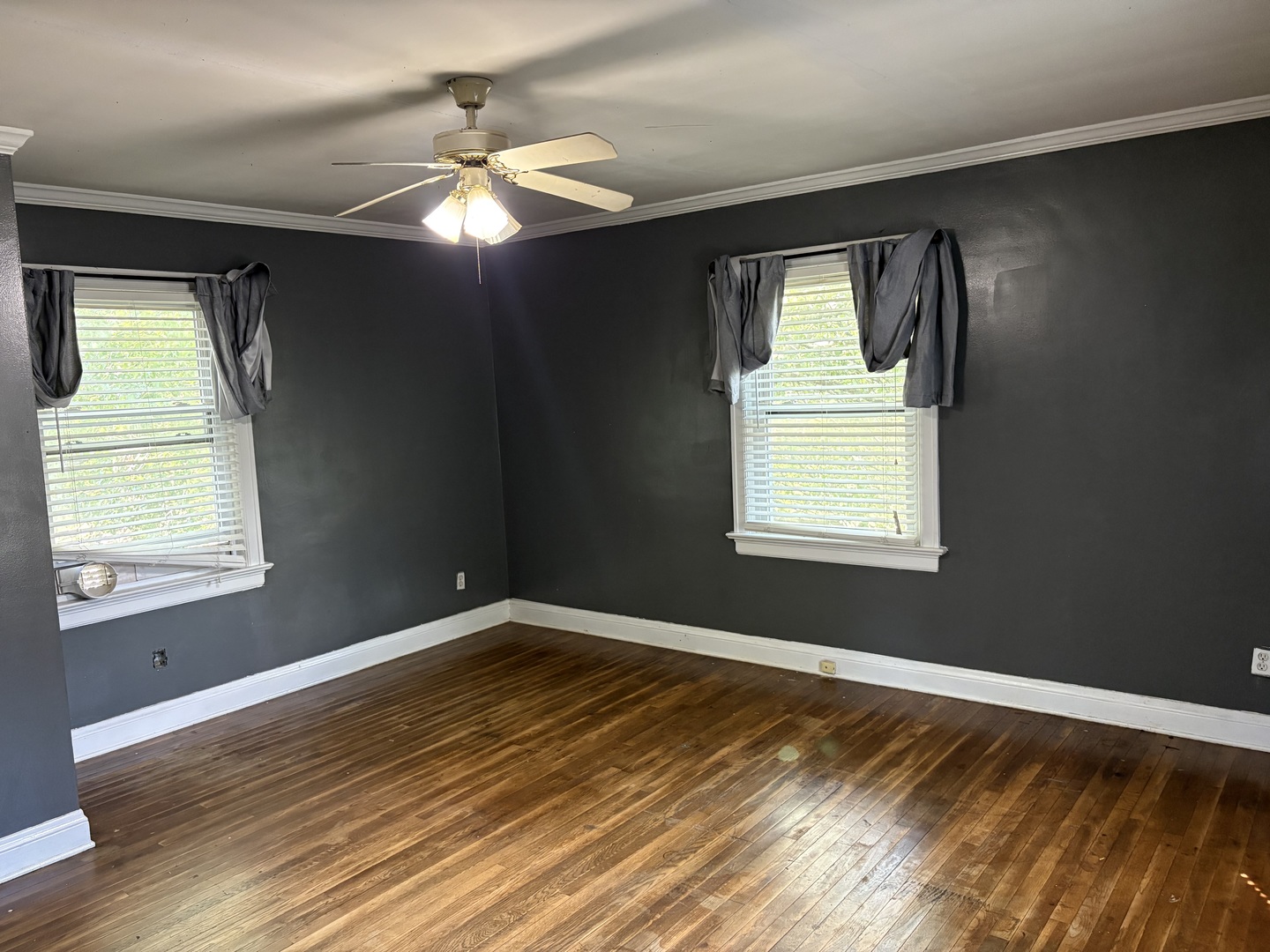 417 N Johnson Avenue Property Photo 8