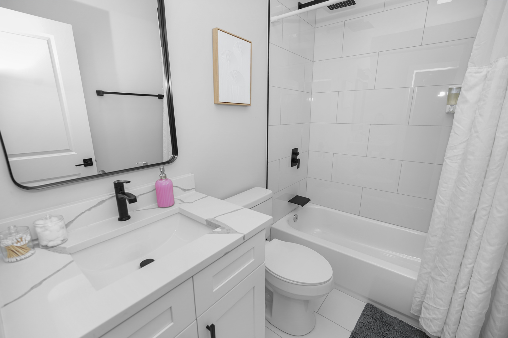 1358 S Fairfield Avenue 2 Property Photo 14