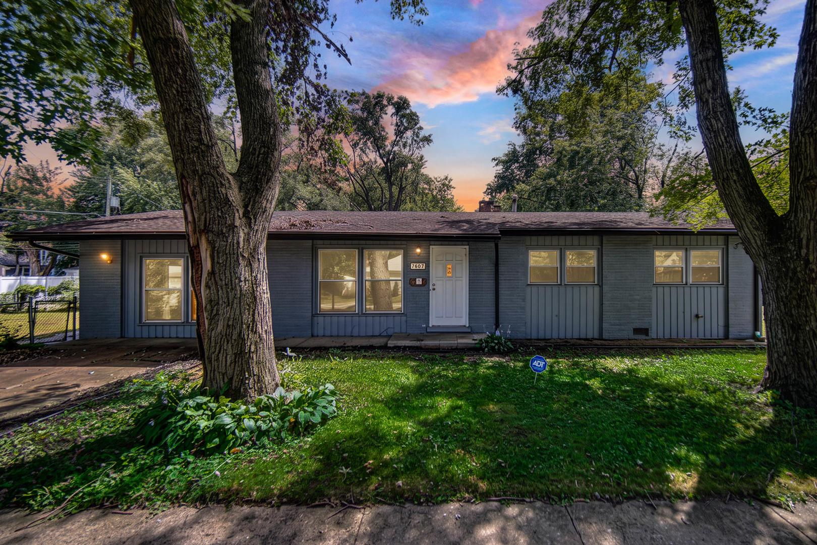 16801 Head Avenue Property Photo 2