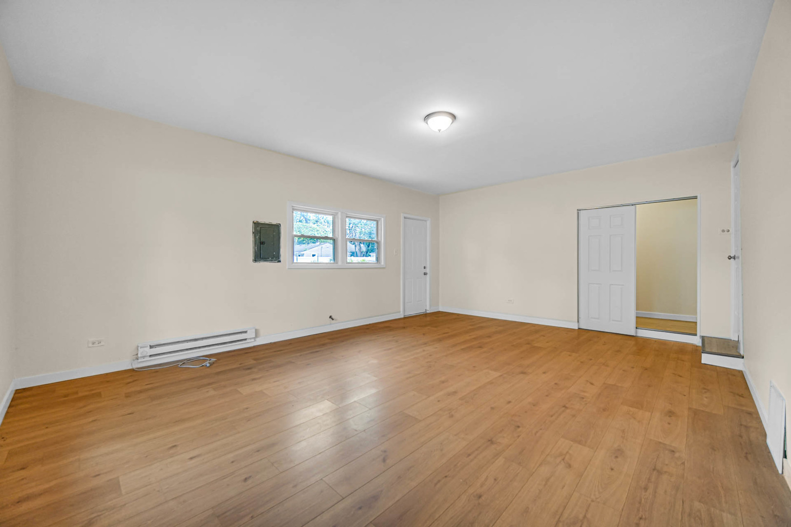 16801 Head Avenue Property Photo 6
