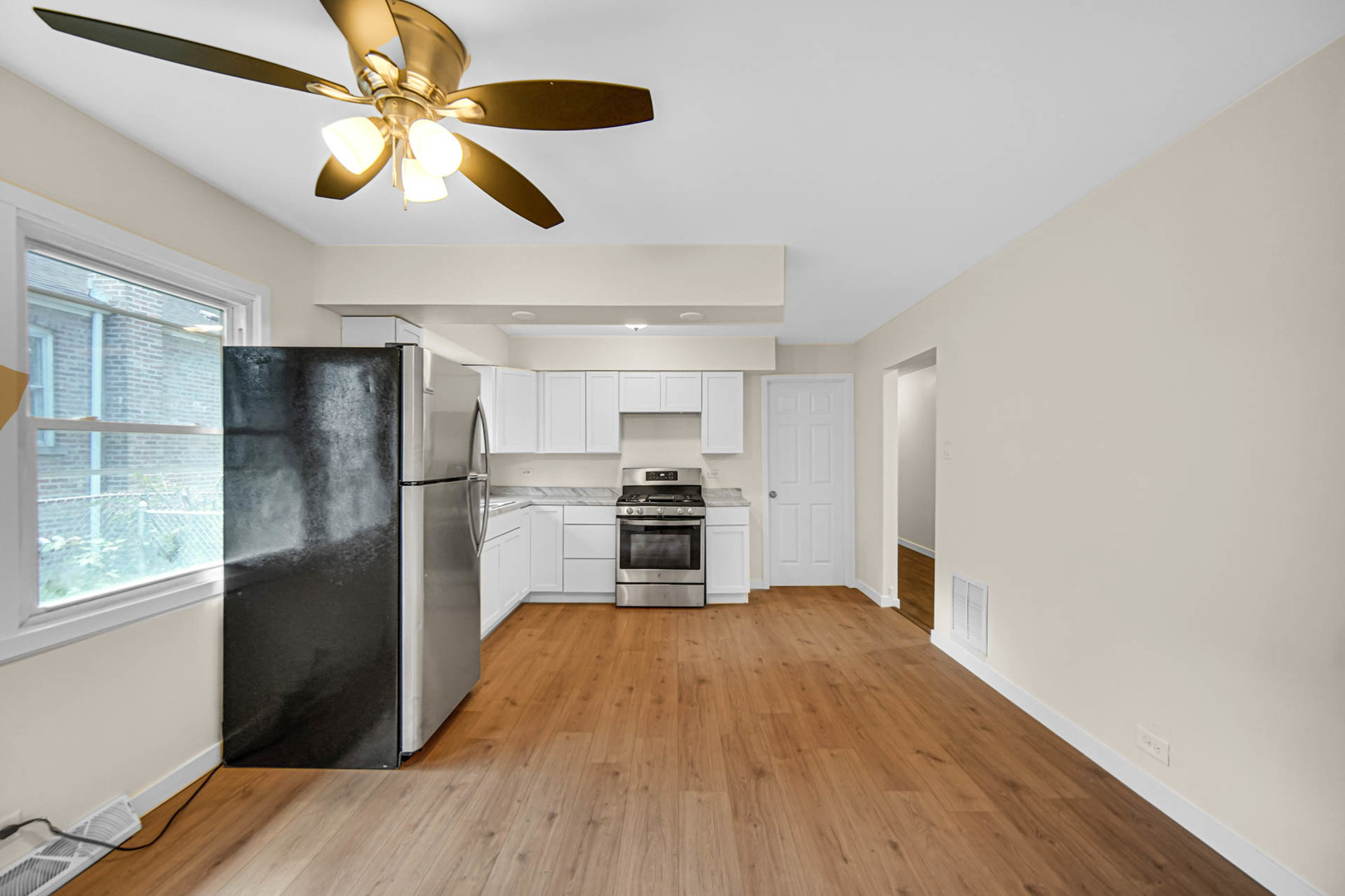 16801 Head Avenue Property Photo 11