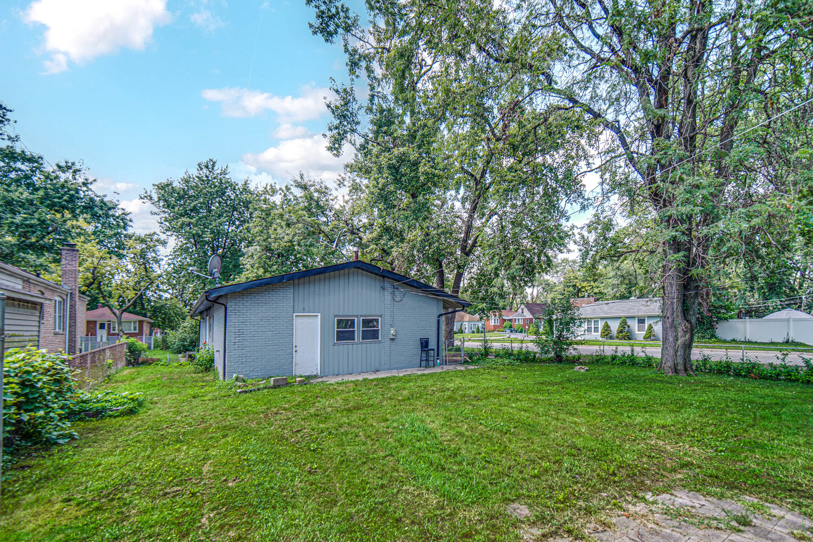 16801 Head Avenue Property Photo 25