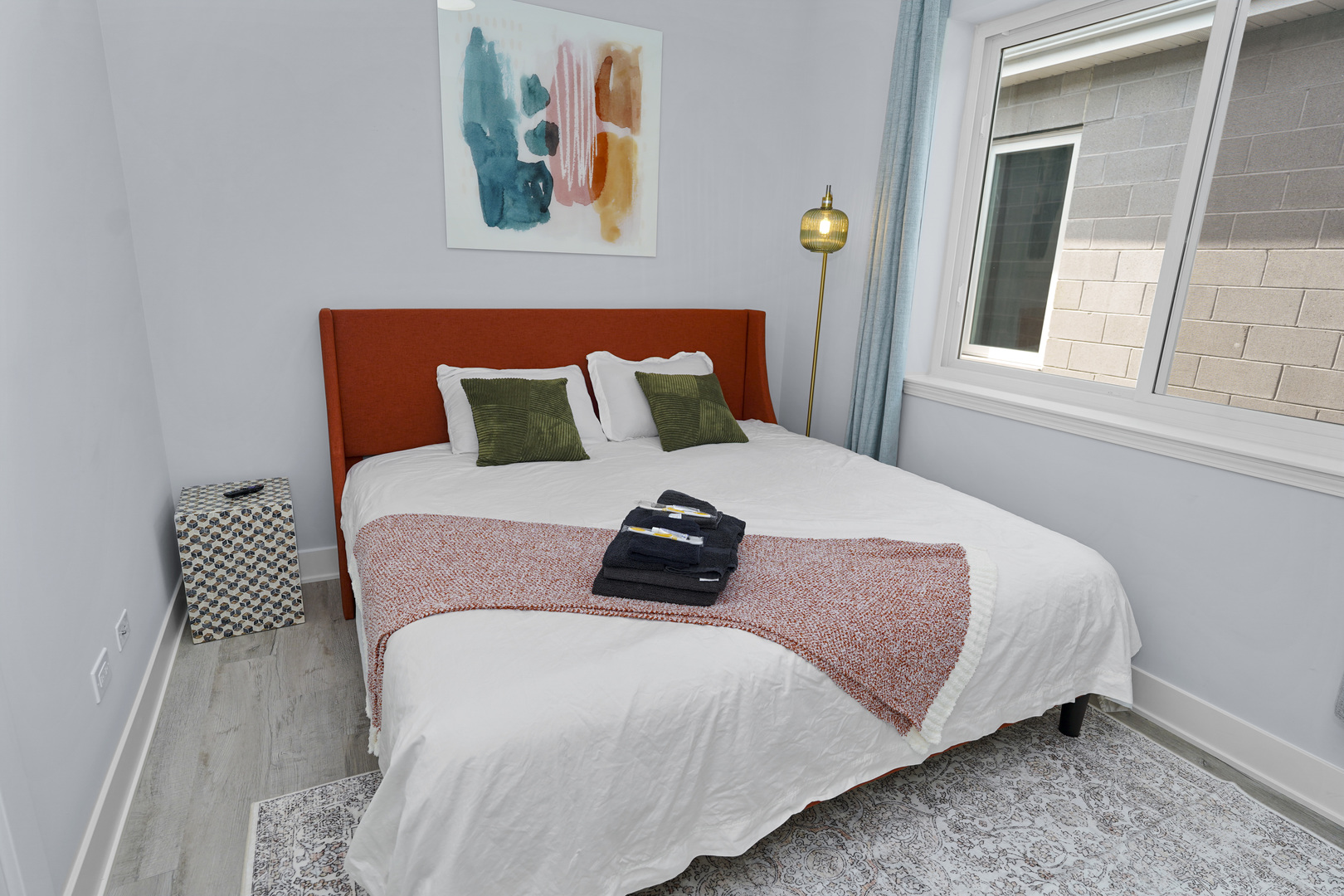 1358 S Fairfield Avenue 3 Property Photo 12