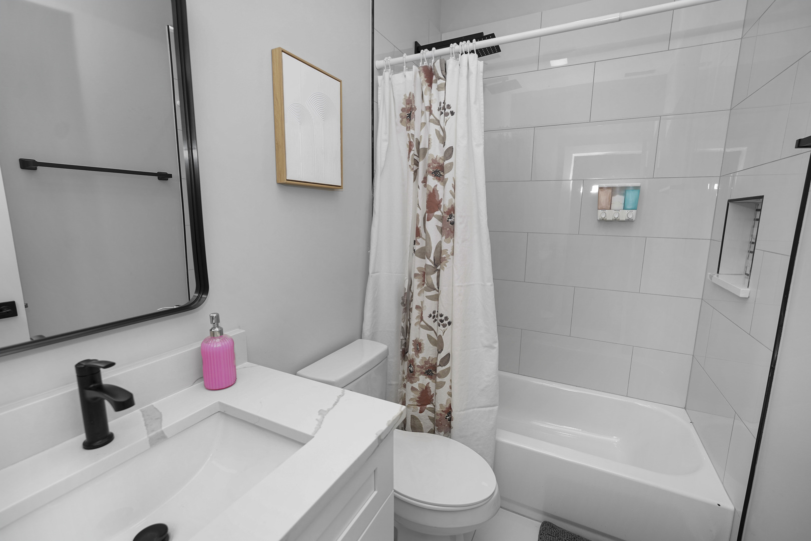 1358 S Fairfield Avenue 3 Property Photo 13