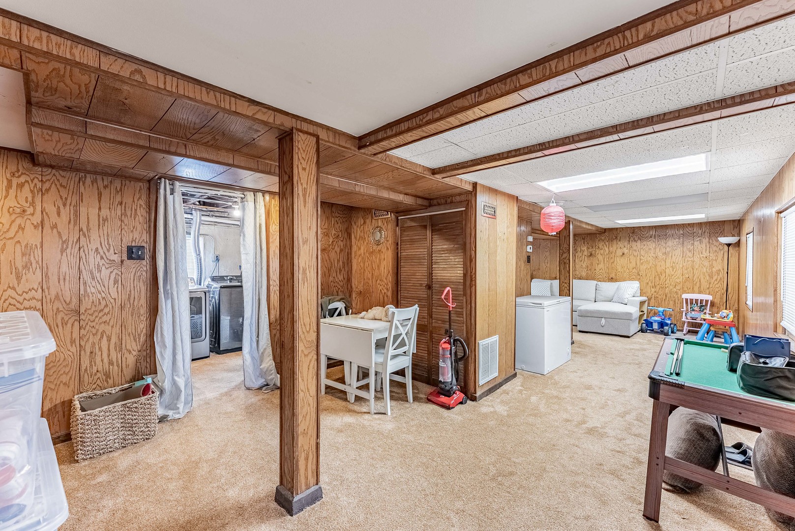 1513 Clarence Avenue Property Photo 23
