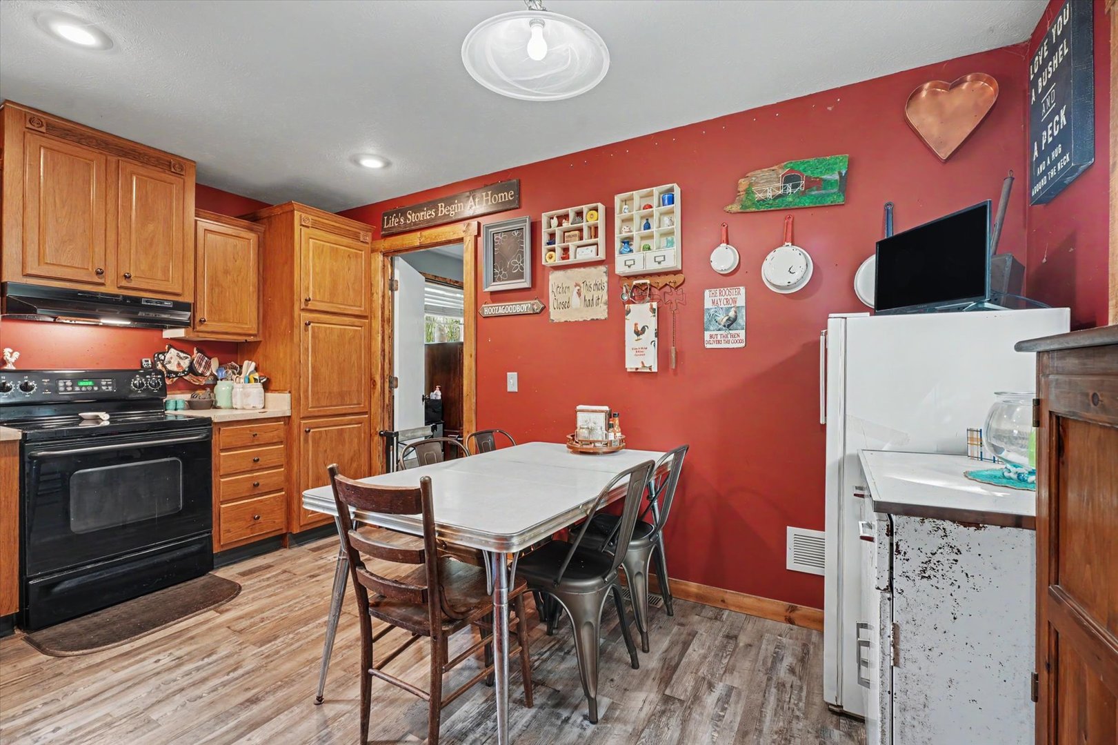 105 W High Street Property Photo 17