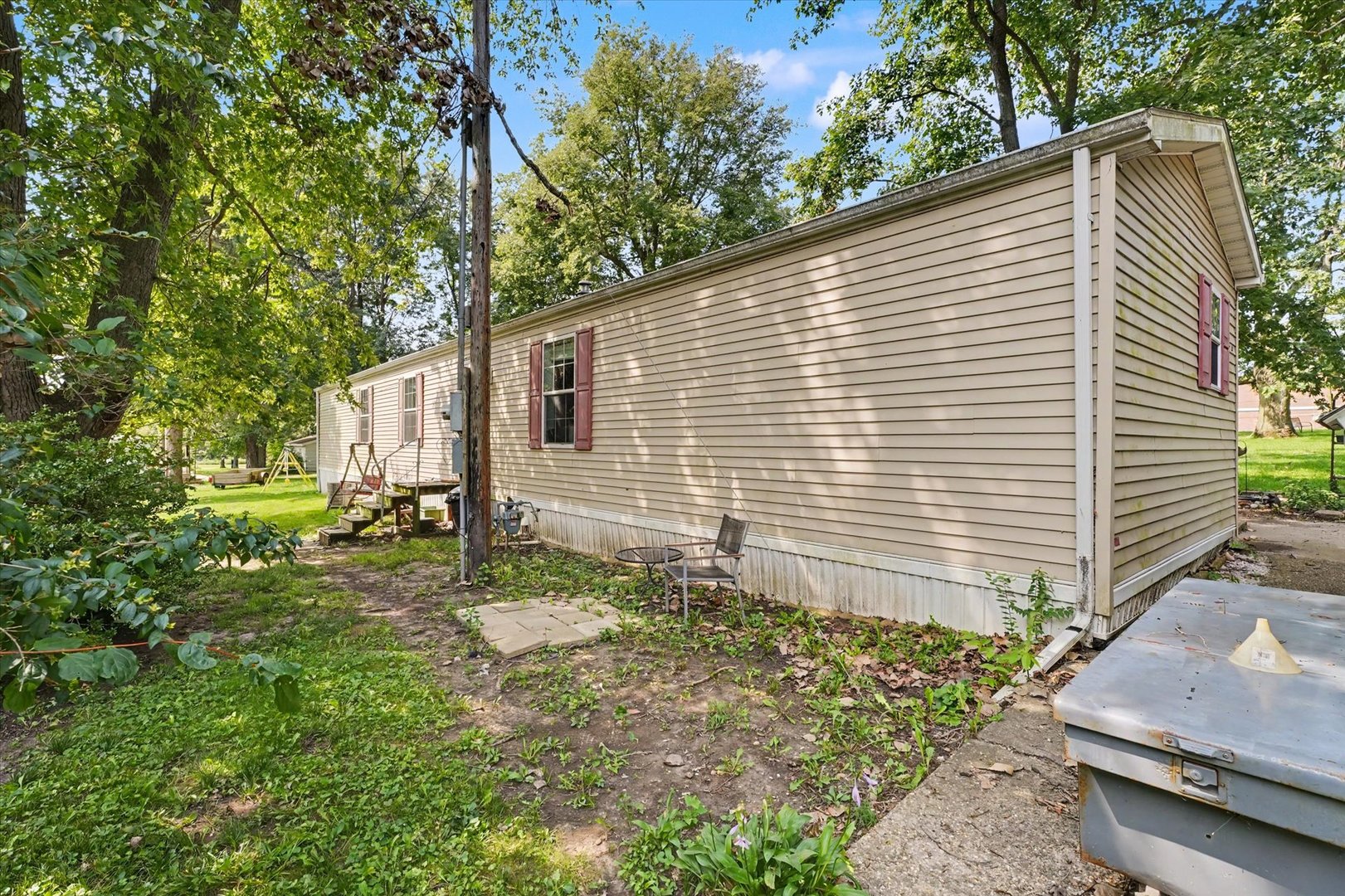 105 W High Street Property Photo 33
