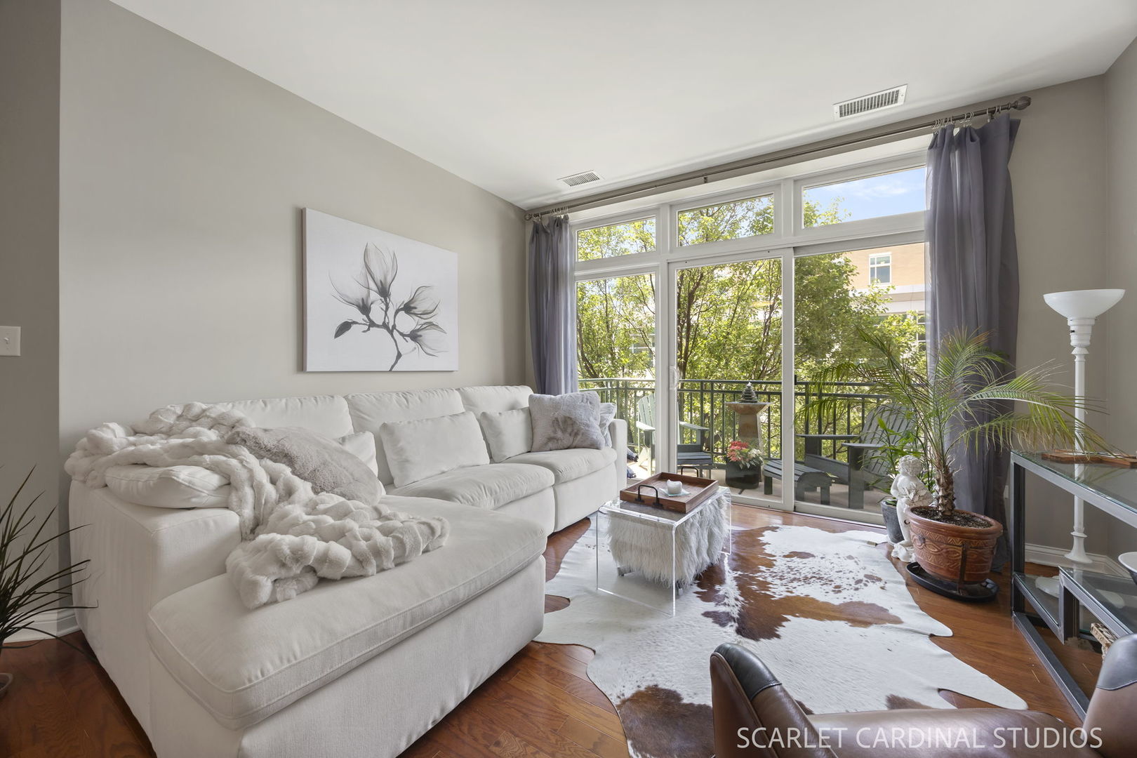 140 S River Street 204 Property Photo 3