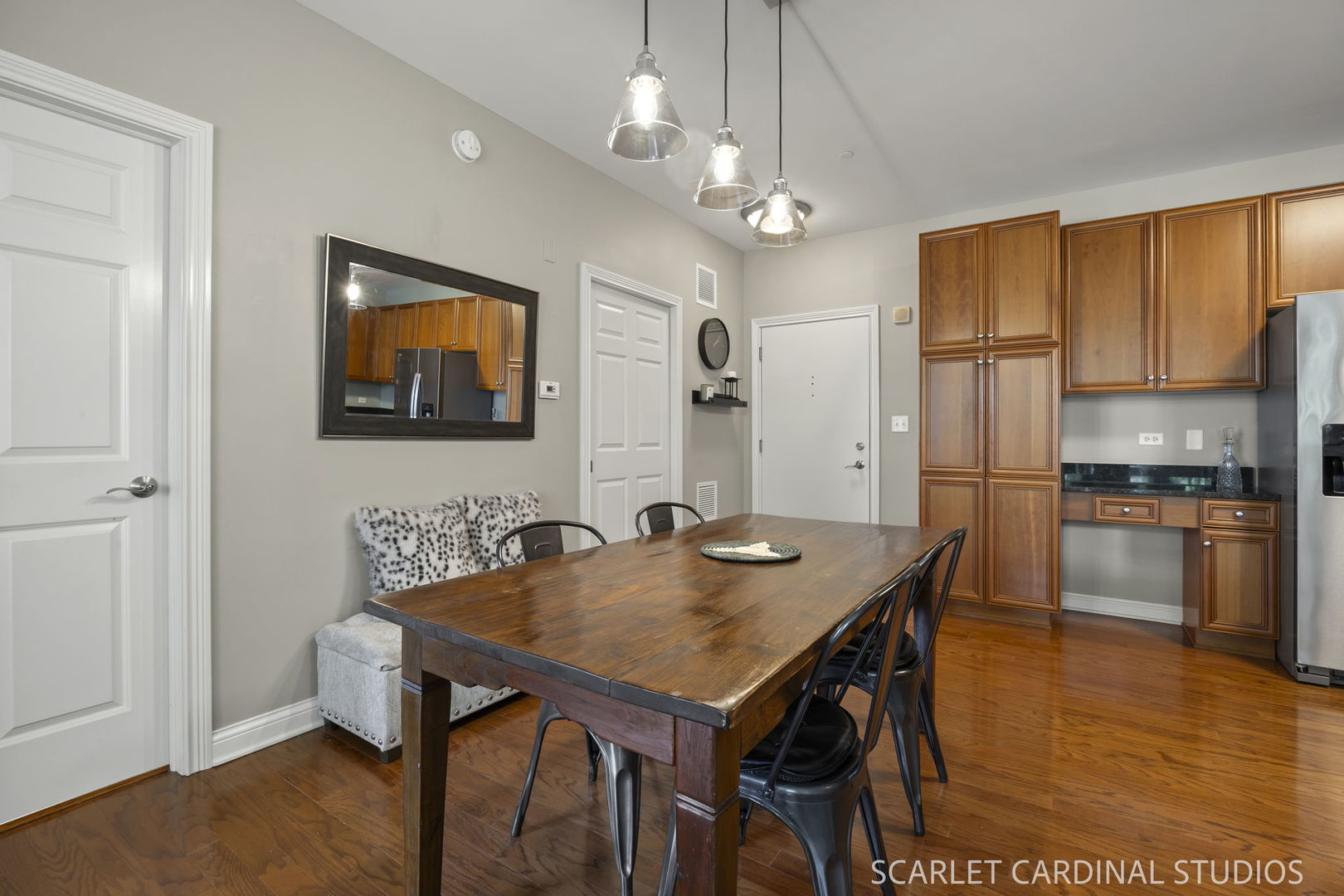 140 S River Street 204 Property Photo 9