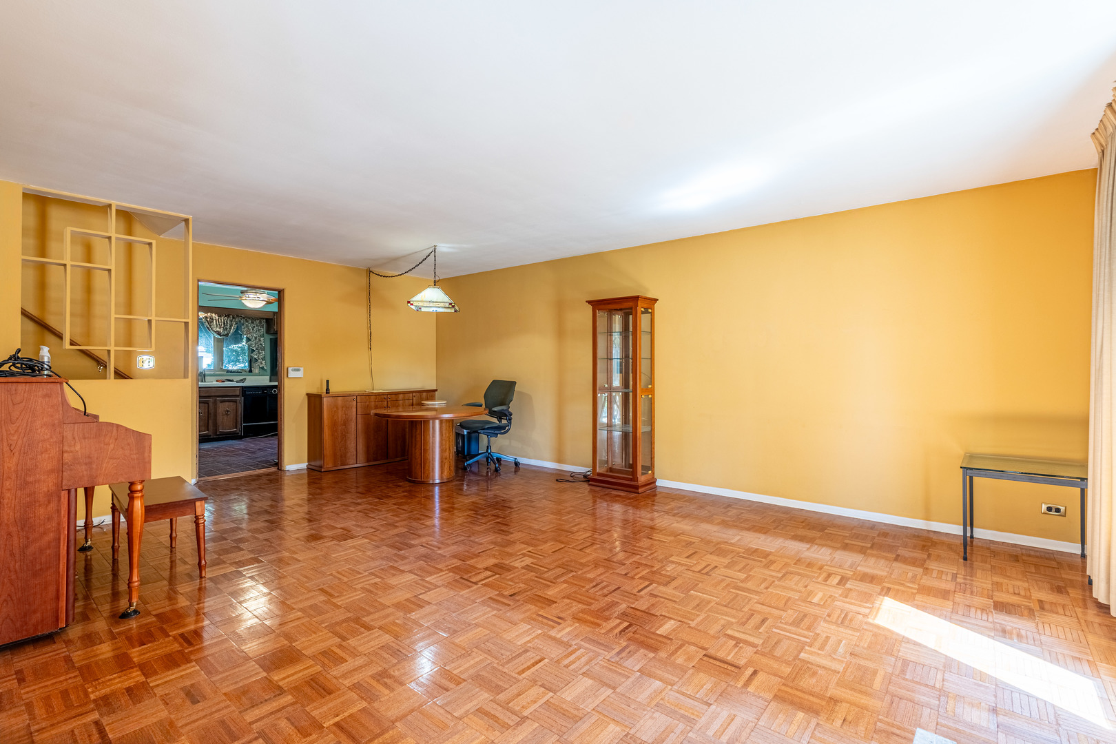 1952 Manchester Avenue Property Photo 5