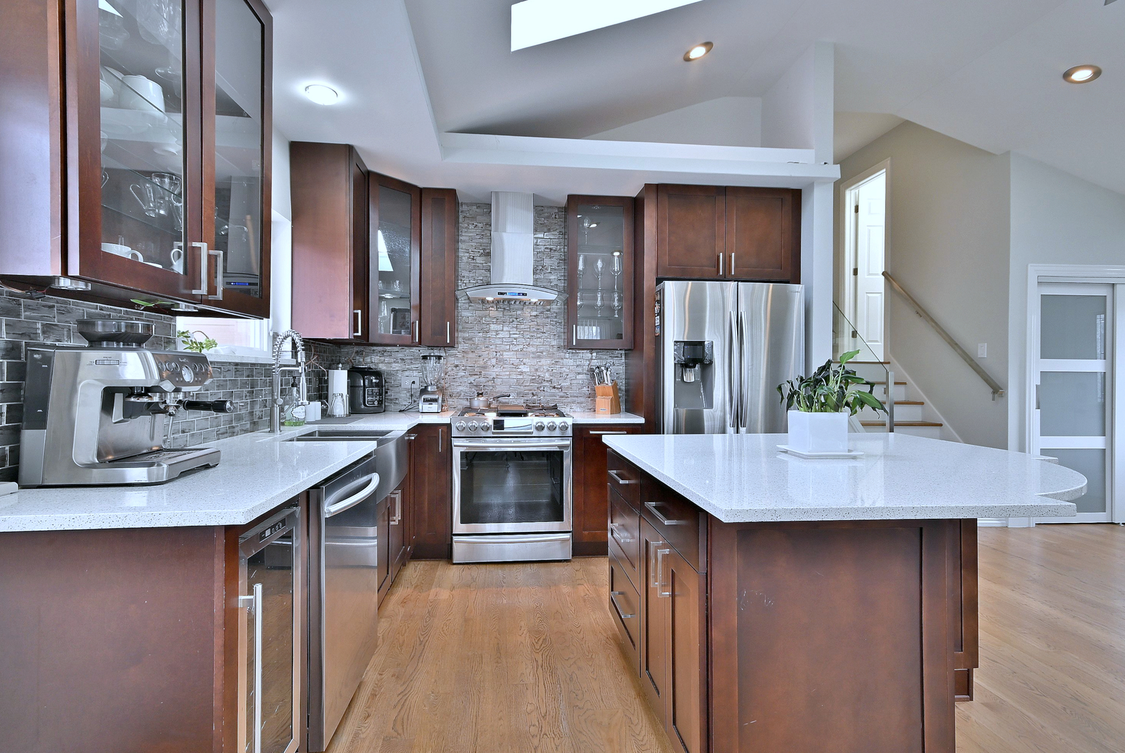 575 Bedford Lane Property Photo 11
