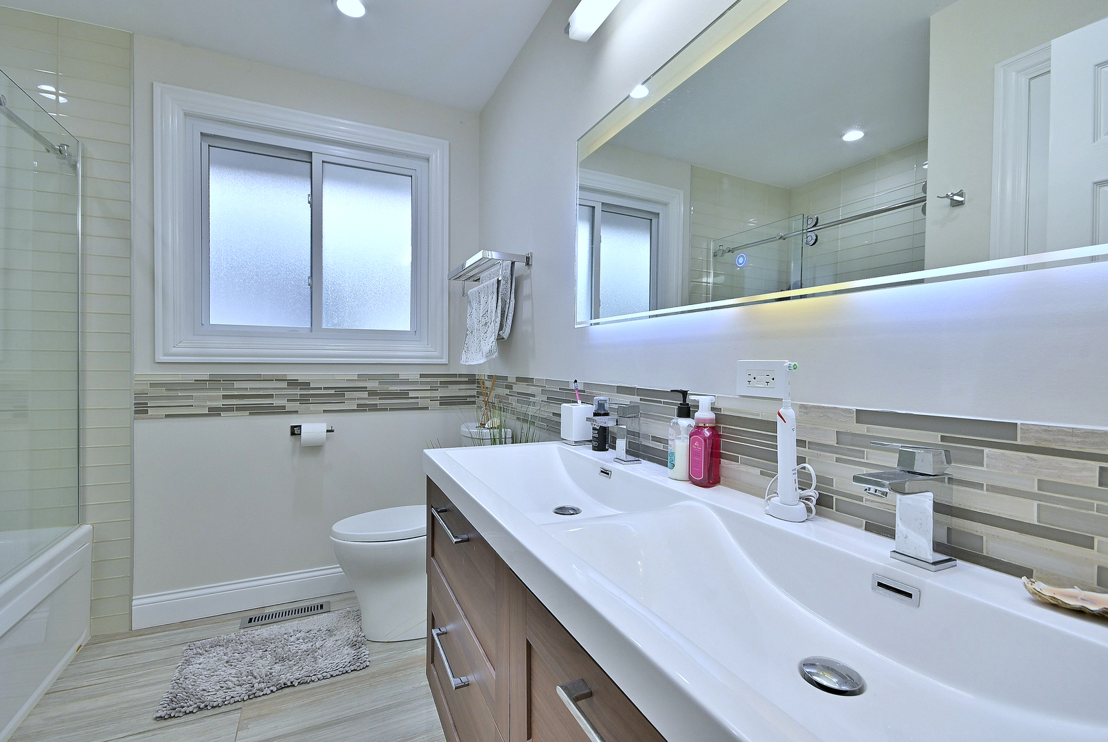 575 Bedford Lane Property Photo 17