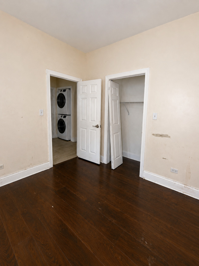 6018 S Eberhart Avenue Property Photo 8