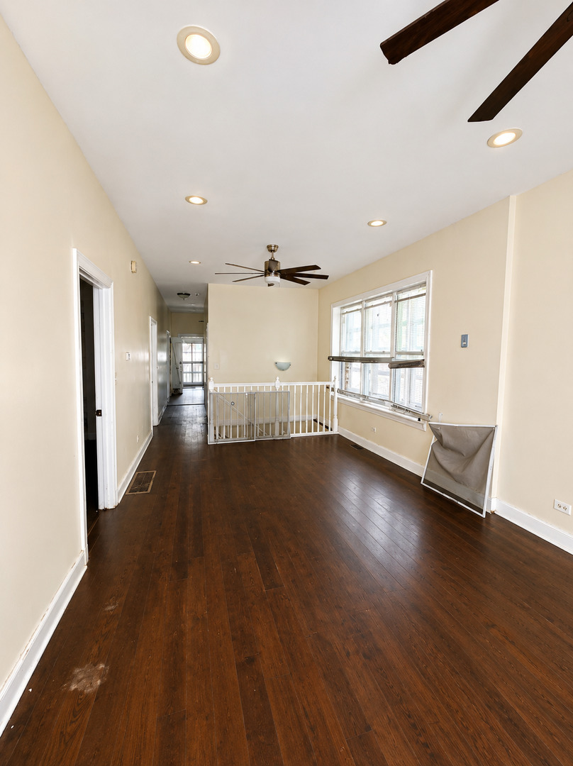 6018 S Eberhart Avenue Property Photo 12