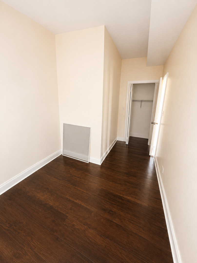 6018 S Eberhart Avenue Property Photo 17