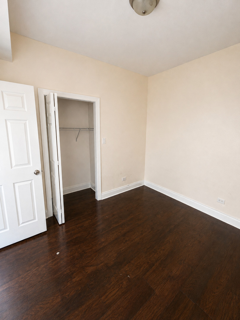 6018 S Eberhart Avenue Property Photo 18