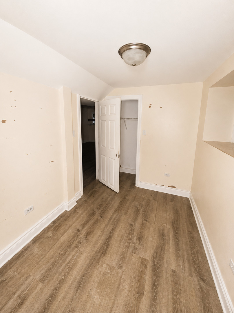 6018 S Eberhart Avenue Property Photo 20