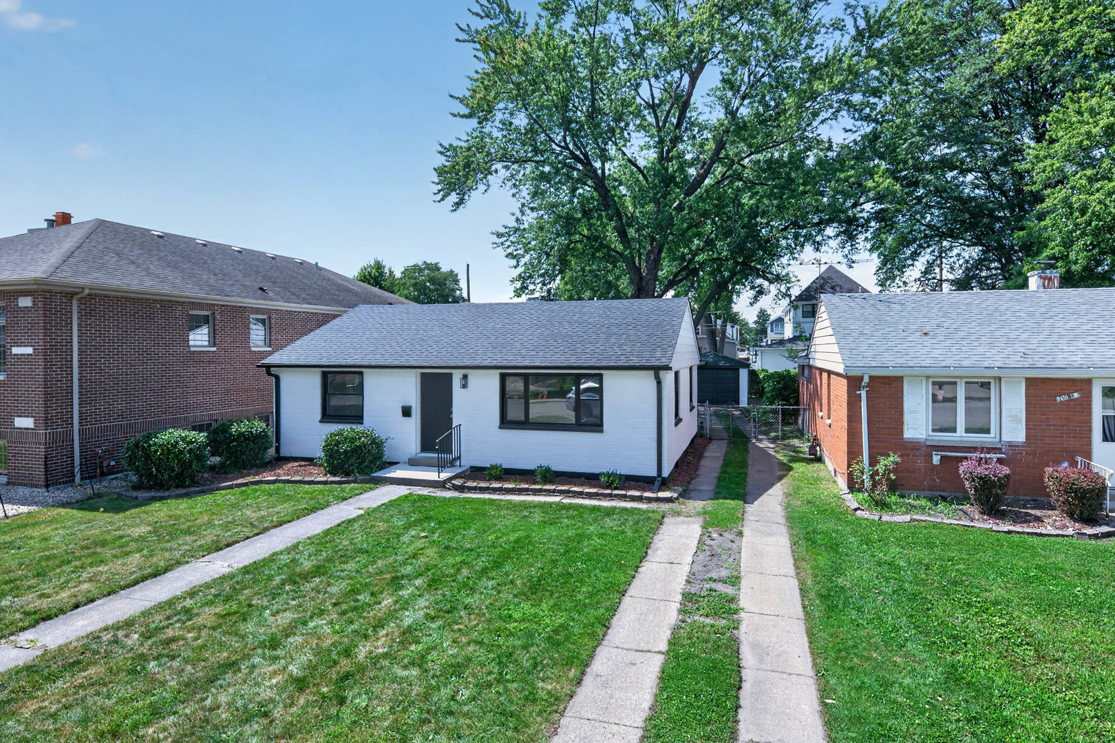 10322 S Millard Avenue Property Photo 1