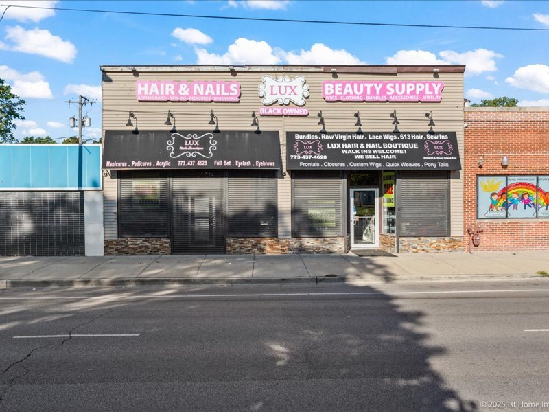 8206 S Stony Island Avenue Property Photo 1