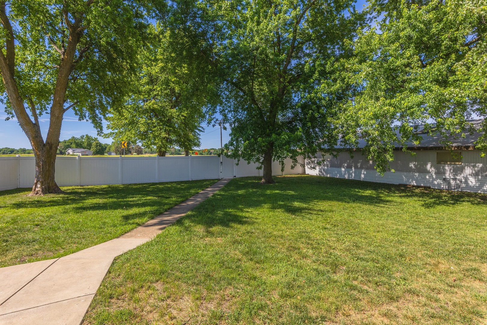 17964 N 1750 East Road Property Photo 38