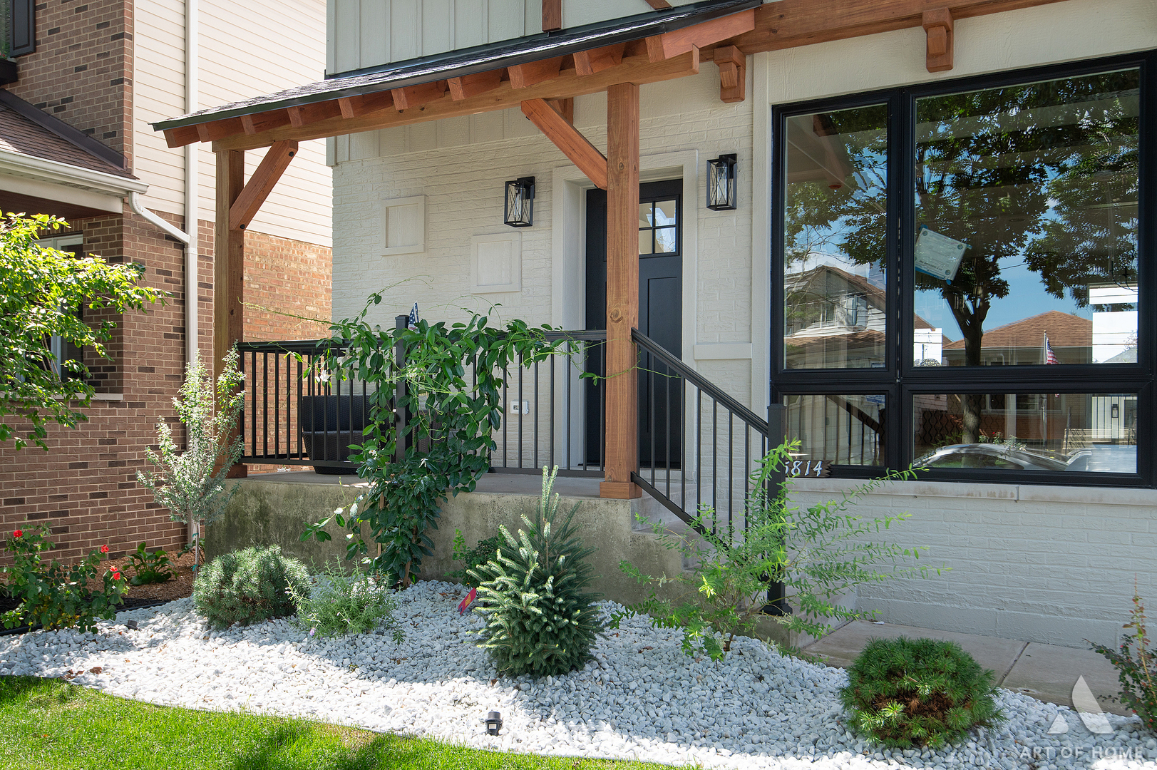 5814 S New England Avenue Property Photo 3
