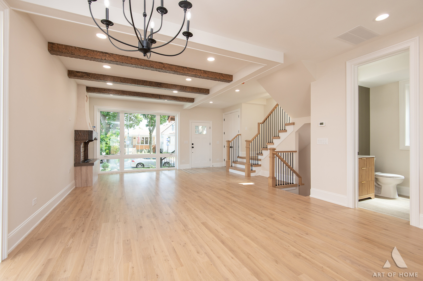 5814 S New England Avenue Property Photo 6