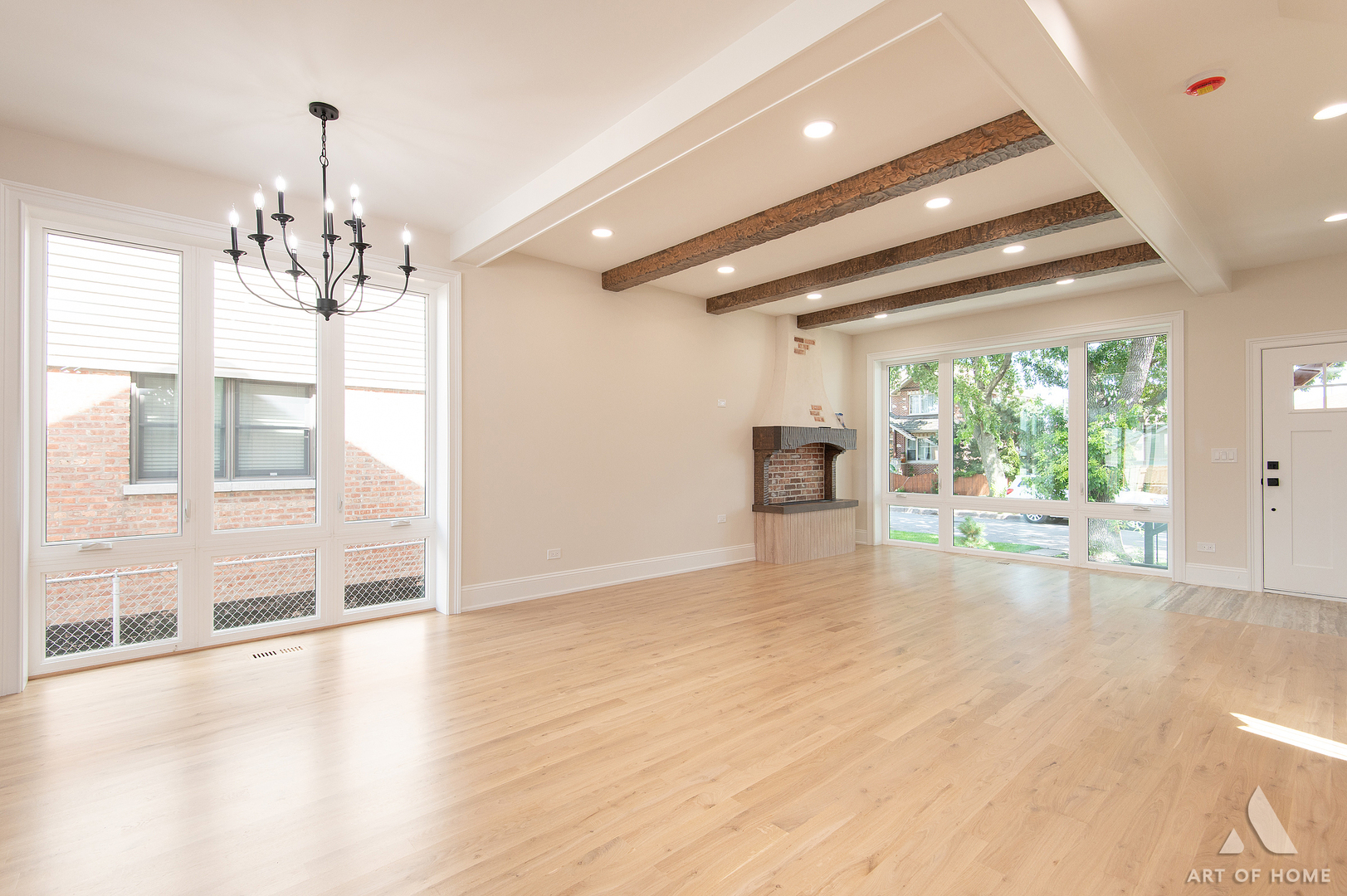 5814 S New England Avenue Property Photo 9