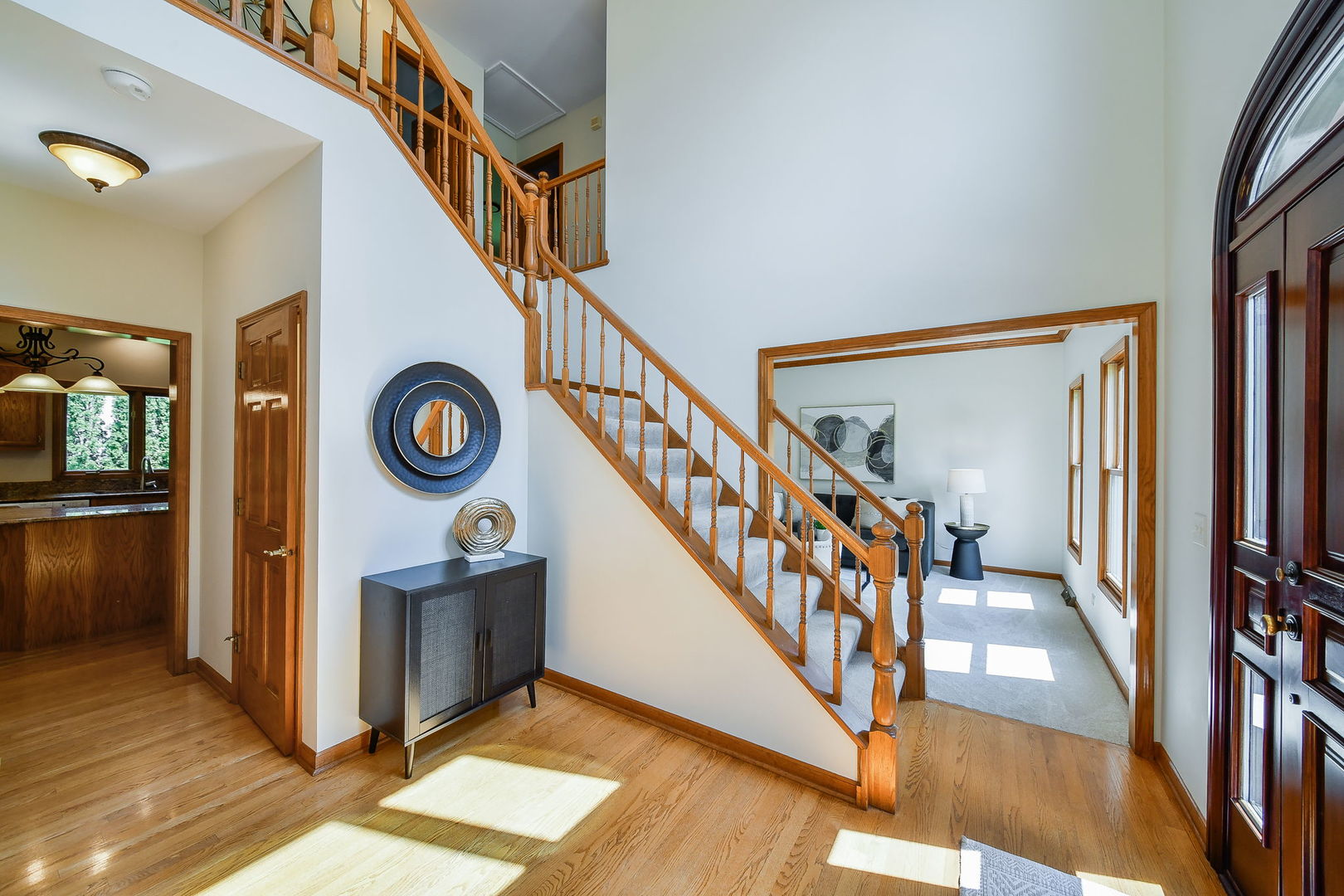 417 Saratoga Drive Property Photo 3