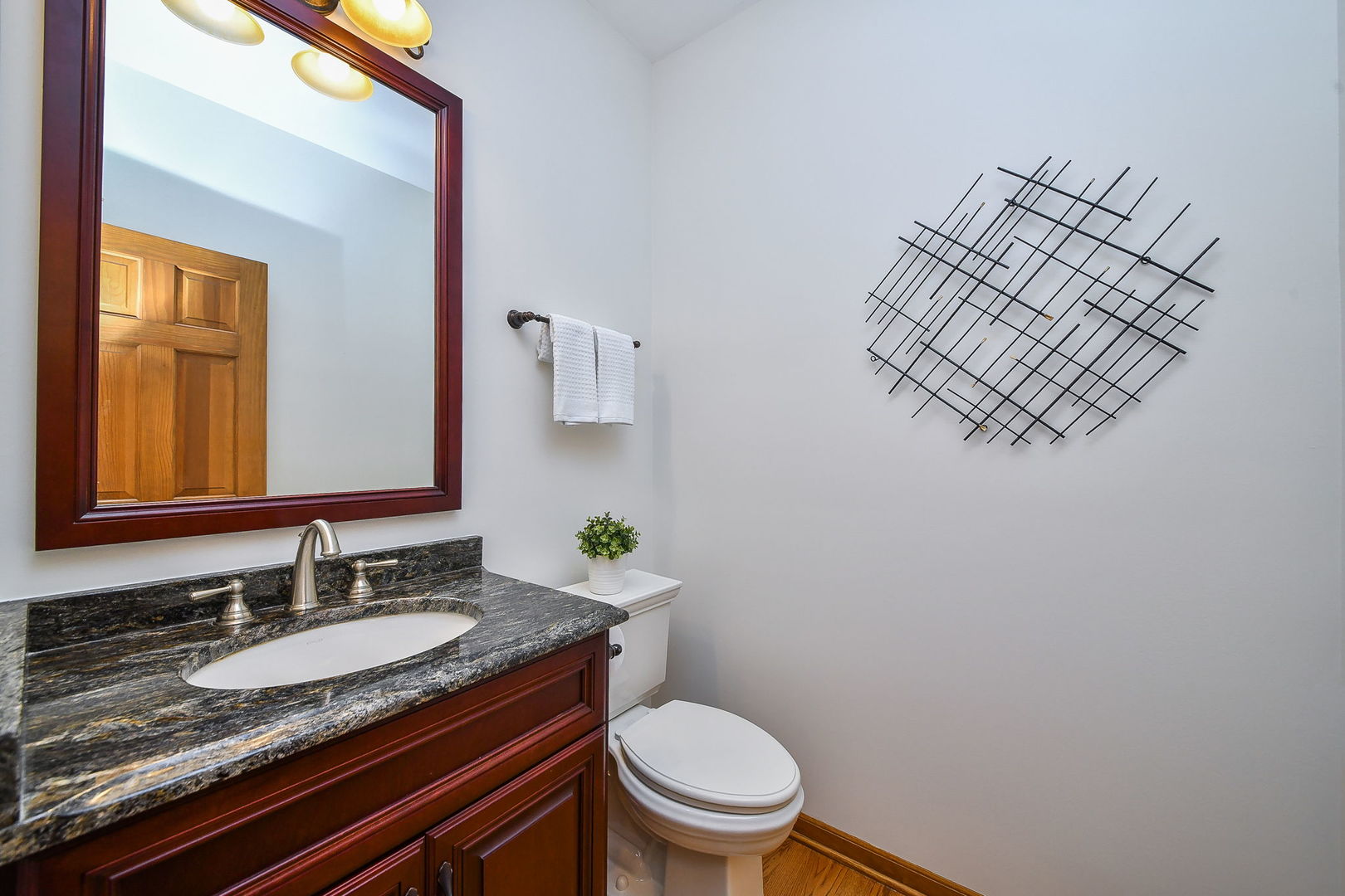 417 Saratoga Drive Property Photo 11