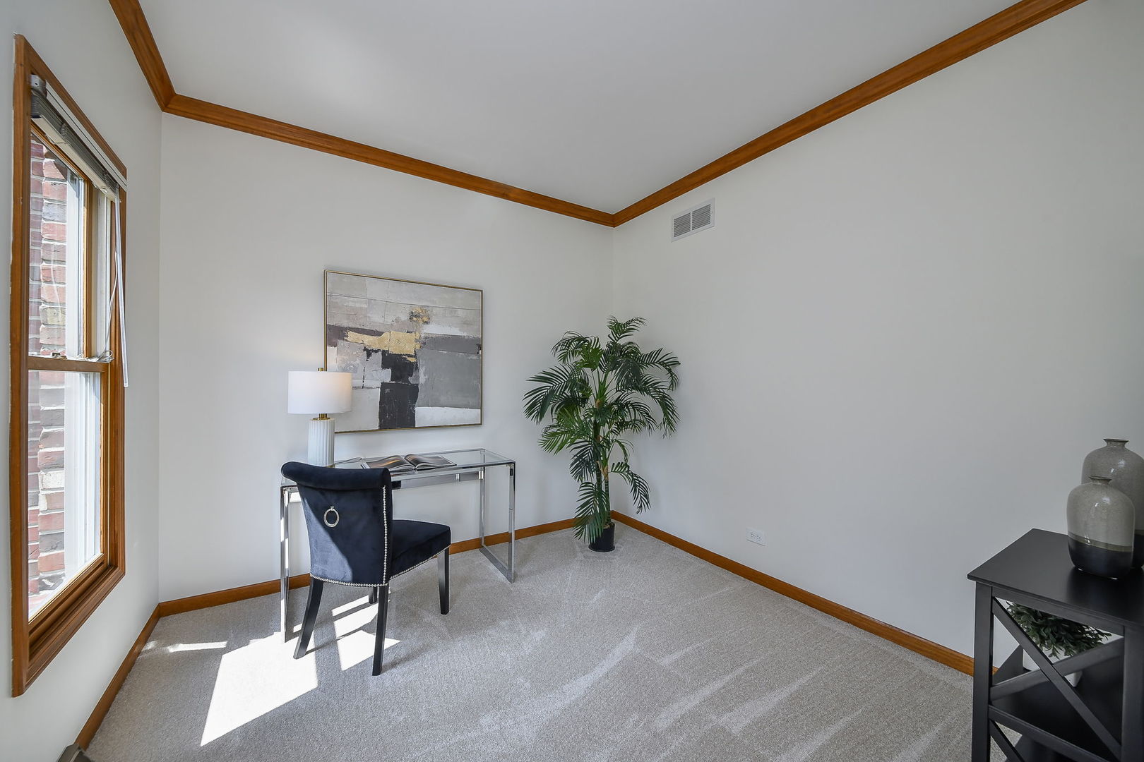 417 Saratoga Drive Property Photo 12