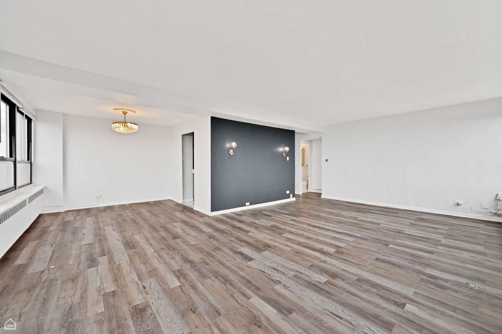 4180 N Marine Drive 1505 Property Photo 3
