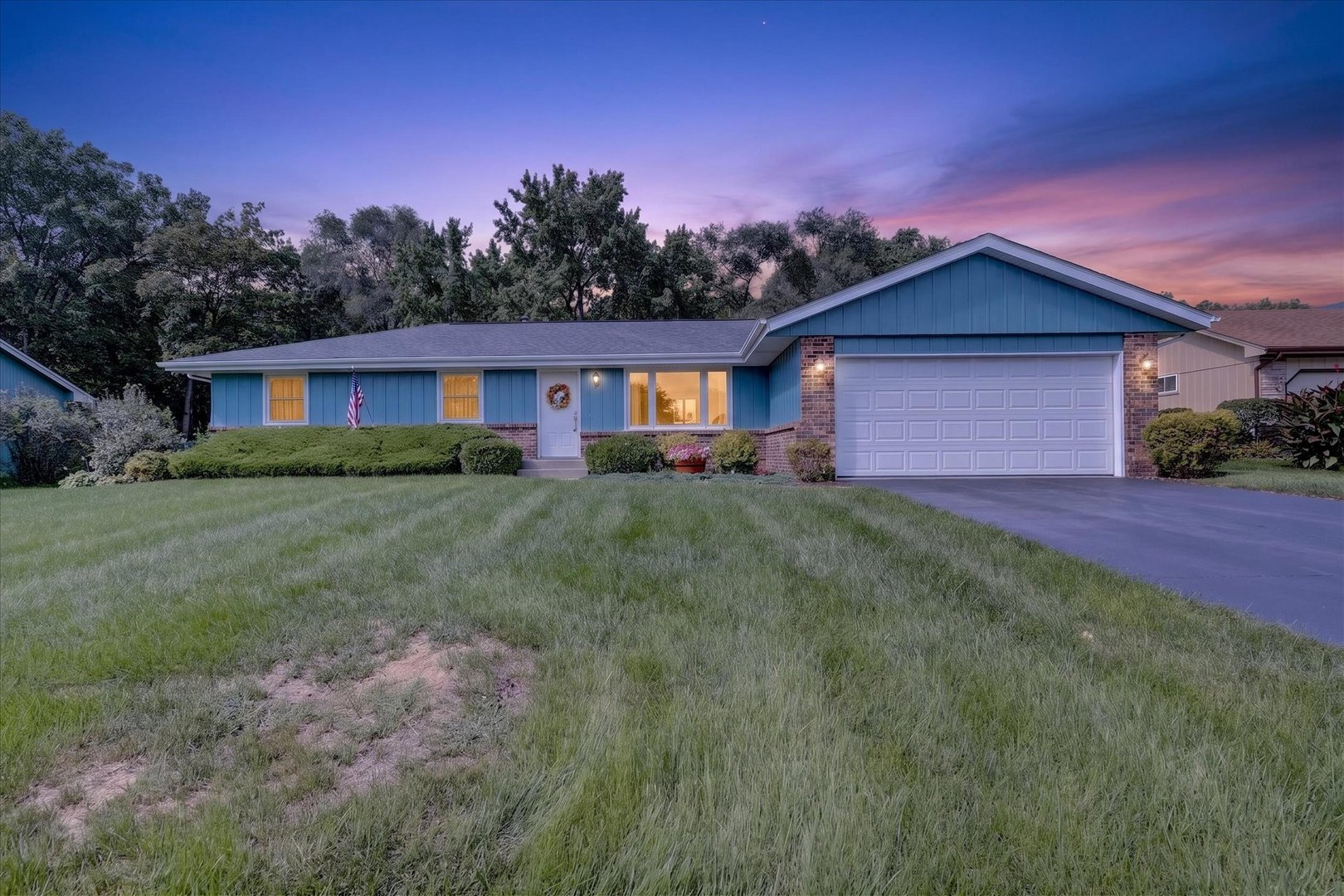 4604 Minns Drive Property Photo 1